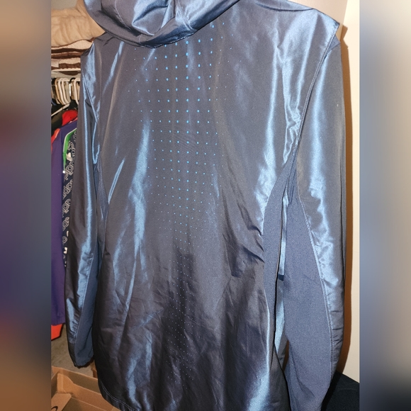 Nike Hyper Elite Shield Jacket - Picture 6 of 11